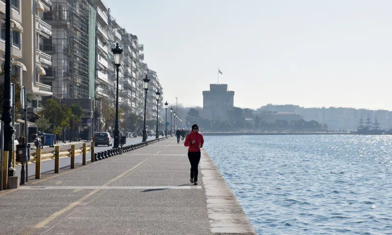 Καιρός: Λιακάδα και φοβερή ορατότητα - Το κρύο παραμένει