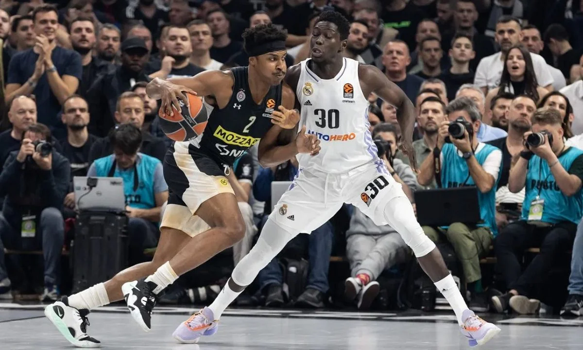Ολοκληρώθηκε η 32η αγωνιστική της Euroleague με τον Ολυμπιακό να μένει μόνος πρώτος και την τετράδα που θα έχει πλεονέκτημα έδρας στα PlayOffs να «κλείνει».