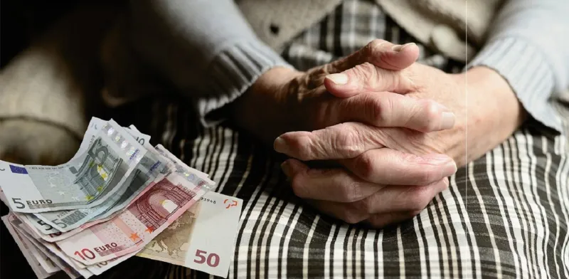 Συντάξεις: Αυξήσεις, αναδρομικά, όρια ηλικίας - Όσα πρέπει να γνωρίζουν οι συνταξιούχοι