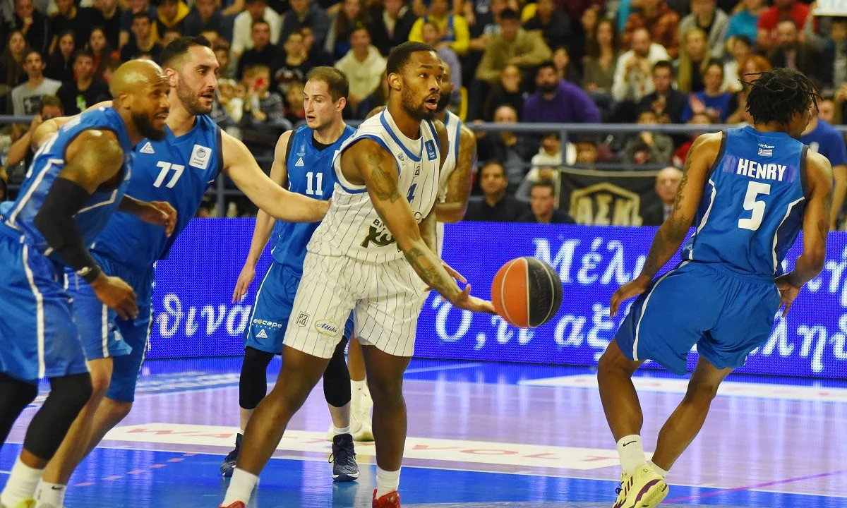 Καρδίτσα - Ιωνικός Νίκαιας 85-83: Με ανατροπή στα τελευταία λεπτά του αγώνα, η Καρδίτσα εξασφάλισε την παραμονή της. Έπεσε ο Ιωνικός.