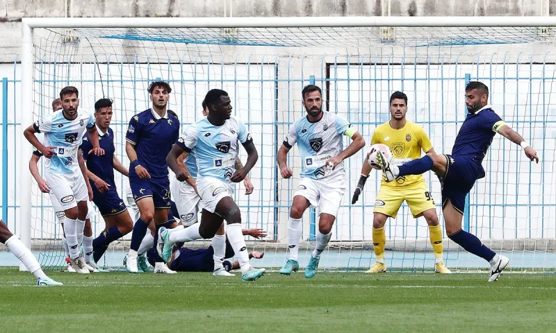 Super League 2: Ματσάρα στο «Ελ Πάσο» και βήμα ανόδου για Κηφισιά - Ο ΠΑΟΚ Β' στέλνει στη Super League 1 τον Πανσερραϊκό