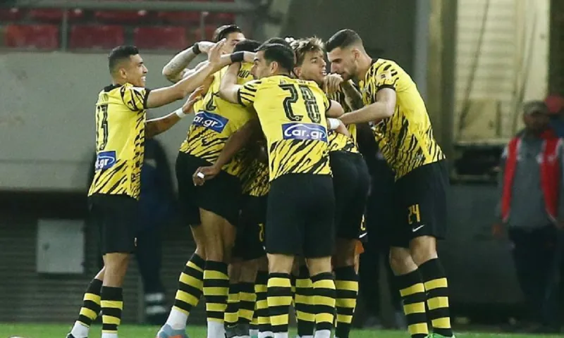 Ολυμπιακός - ΑΕΚ 2-1: Πάλεψαν για την πρόκριση οι Πειραιώτες - Δεν κινδύνεψε να τη χάσει η Ένωση