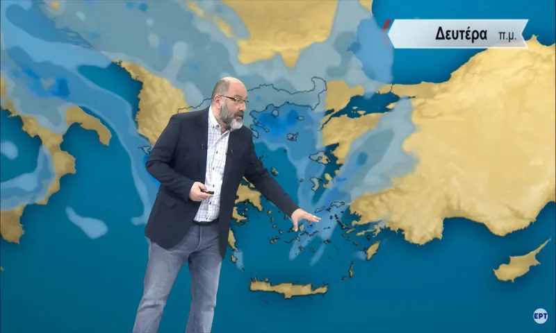 Καιρός: Συννεφιασμένη και βροχερή Δευτέρα (17/4) προβλέπουν Αρναούτογλου και ΕΜΥ (vid)