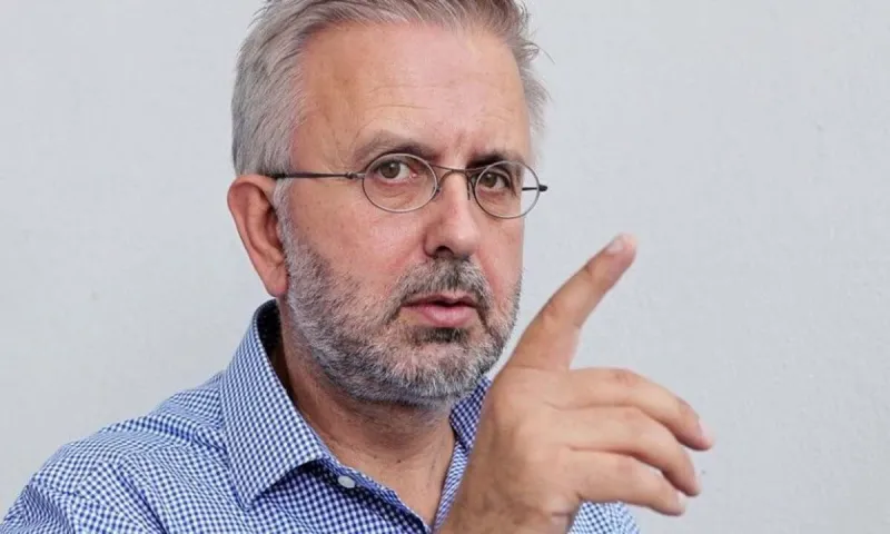 «Άβολη» αλήθεια είπε ο Βερύκιος: «Ταλαιπωρούμαι συνέχεια από ιώσεις – Αυτά δεν τα είχαμε πριν τα εμβόλια»
