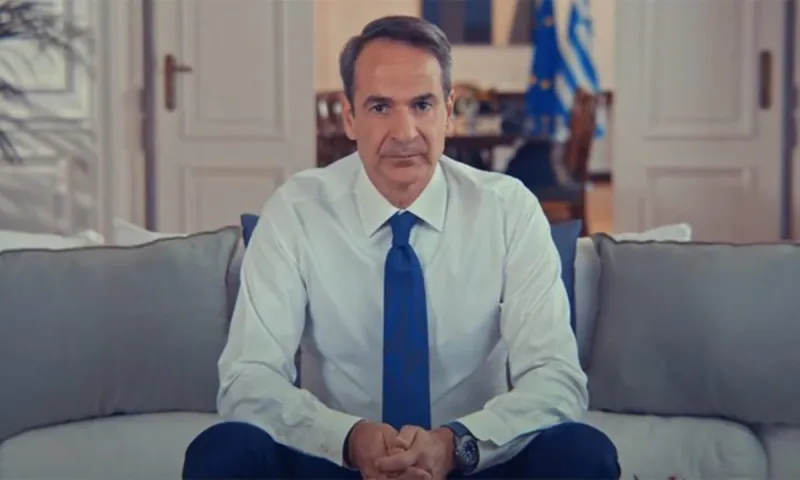 Μητσοτάκης – Προεκλογικό σποτ ΝΔ: Αντί να παραδεχτεί το ξεπούλημα του ΕΣΥ, υπόσχεται «δημόσια δωρεάν Υγεία που μας αξίζει»