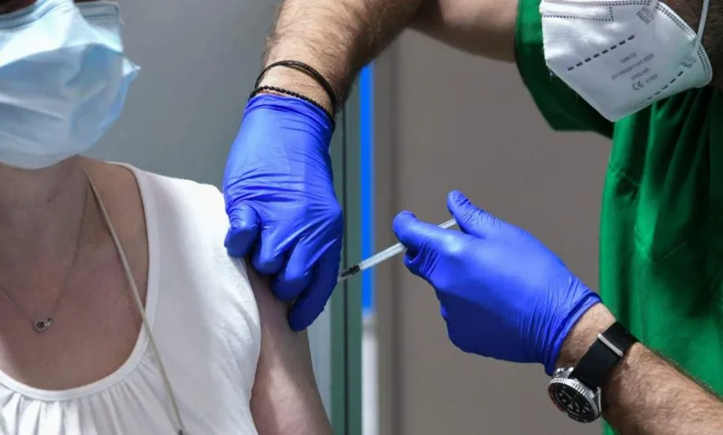 Επίσημη ανακοίνωση ΕΟΦ: Δεκάδες πιθανοί θάνατοι και χιλιάδες αναφορές για παρενέργειες από τα εμβόλια Covid – 19, που διαφήμιζαν ως «απολύτως ασφαλή»!