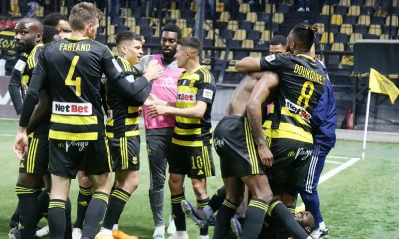 Άρης - Ολυμπιακός 2-1: «Κλείδωσαν» Ευρώπη οι «κίτρινοι» - Νέα αμυντική τρικυμία για τους Πειραιώτες