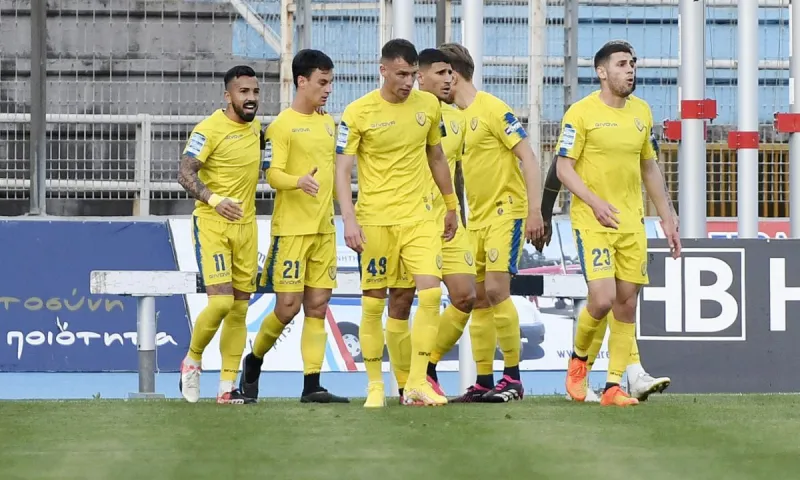 Super League νέα (26/4): Χαμός με Αναστασίου και παίκτες - Το όπλο του Ιωνικού και ποιος έχασε πόντους στη Λαμία