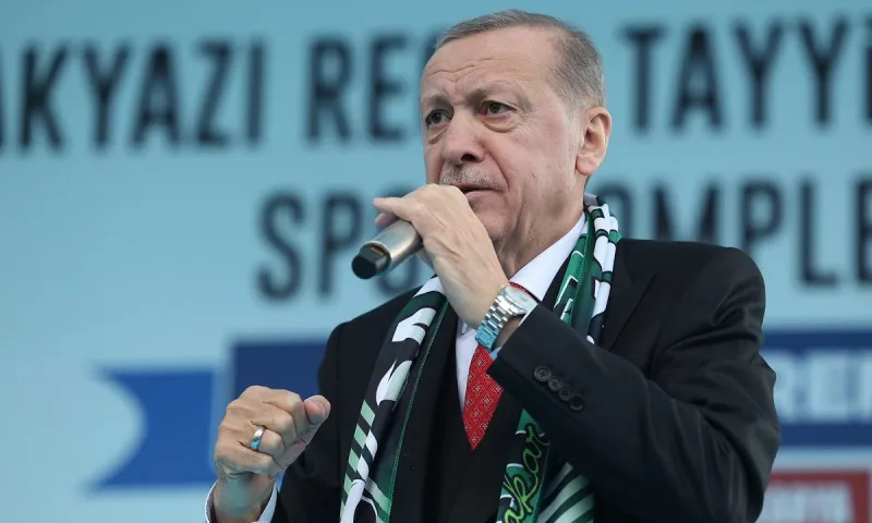 Τουρκία: Ο Ερντογάν επιστρέφει στις προεκλογικές εμφανίσεις - Το όργιο φημών συνεχίζεται!