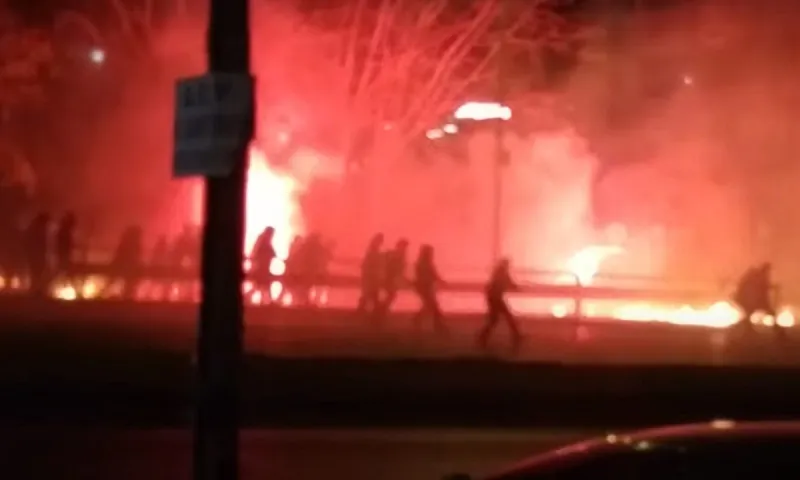 Θύρα 7: Ανάρτηση με παλαιότερα επεισόδια στη Βουλιαγμένης λίγο πριν το ΑΕΚ – Ολυμπιακός