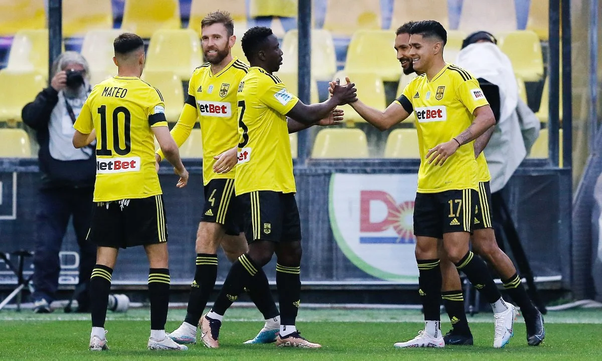 Άρης - Βόλος 2-0