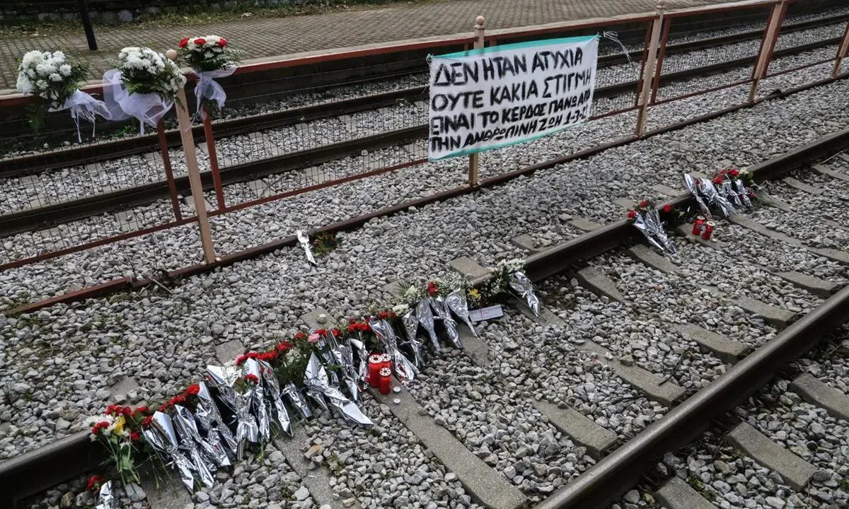 Άλλη μια προσβολή για τα θύματα στα Τέμπη - Ενώ η κυβέρνηση είχε δεσμευτεί να πληρώσει τις κηδείες, τα γραφεία τελετών δεν έχουν πάρει ακόμα ούτε ευρώ!
