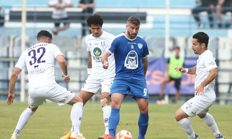 Super League 2: Μοιράστηκαν βαθμούς Αιγάλεω και Απόλλων Σμύρνης - Συνεχίζεται το θρίλερ!