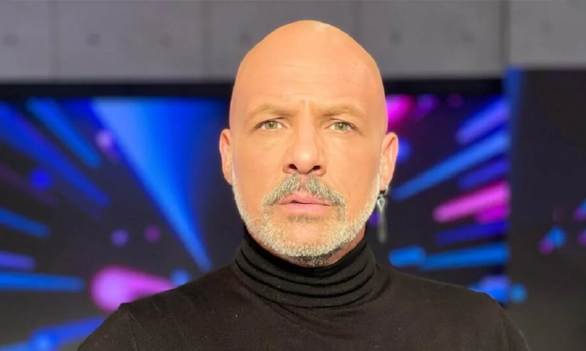 Τρελή επίθεση Μουτσινά σε Ευαγγελάτο!
