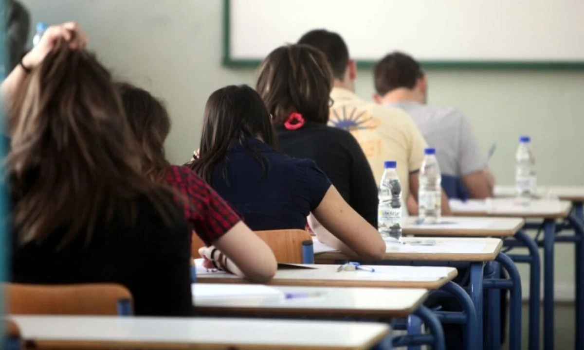 Επιτελικό μπάχαλο στα Λύκεια με ευθύνη Κεραμέως - Κατέρρευσε η πολυδιαφημισμένη Τράπεζα Θεμάτων - Οργή από μαθητές και εκπαιδευτικούς.