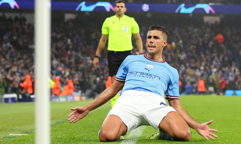 Τελικός Champions League 2023: Με τρομερό πλασέ ο Ρόντρι άνοιξε το σκορ - Δοκάρι για την Ίντερ
