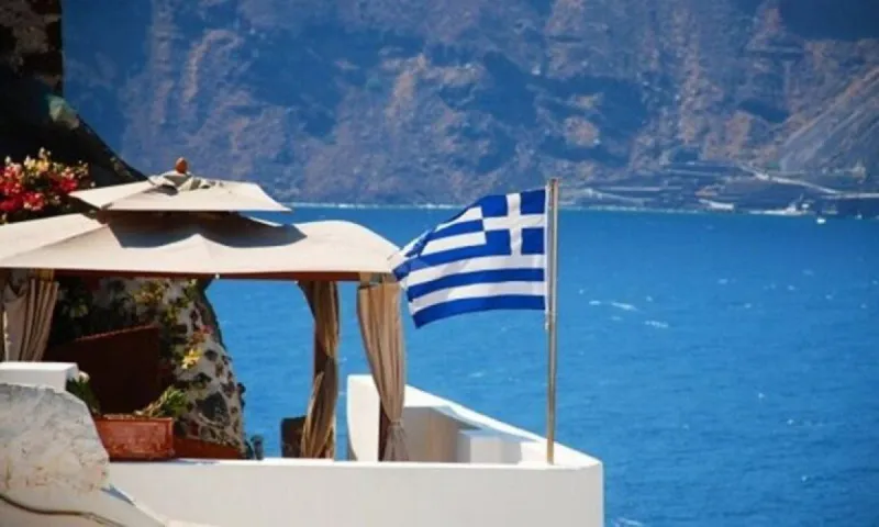 Τουρισμός για όλους 2023: Αντίστροφα για το άνοιγμα της πλατφόρμας - Οι δικαιούχοι και τα κριτήρια