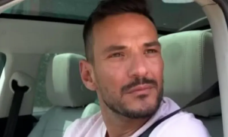 Τέλος ο Κώστας Τσουρός από την Ελεονώρα Μελέτη - Εκεί πάει!