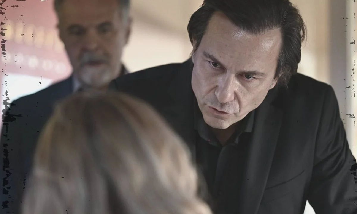 Σασμός επόμενα επεισόδια: Τέλος ο Φαρμάκης - Η Στελλα ετοιμάζει την διαθήκη του, όπως θα παρακολουθήσουμε προσεχώς στο κανάλι του ALPHA.