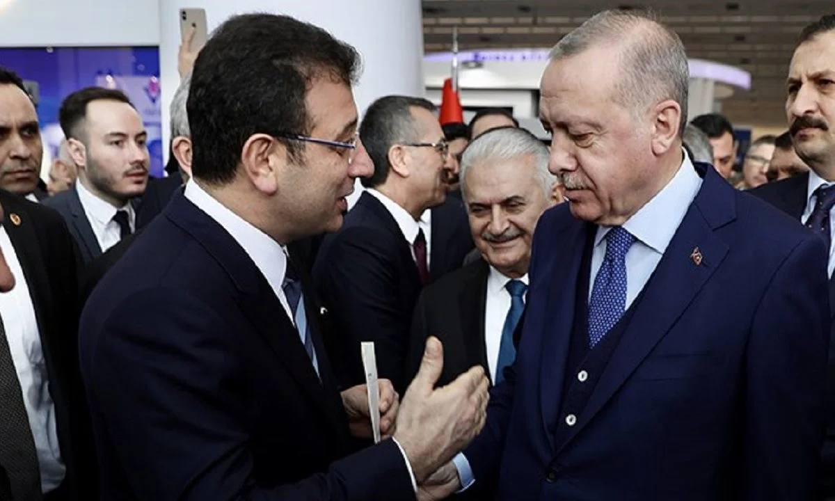 Για λύτρωση της Άγκυρας και της Κωνσταντινούπολης από τους δημάρχους τους Γιαβάς και Ιμάμογλου, κάνει λόγο ο Ρετζέπ Ταγίπ Ερντογάν.