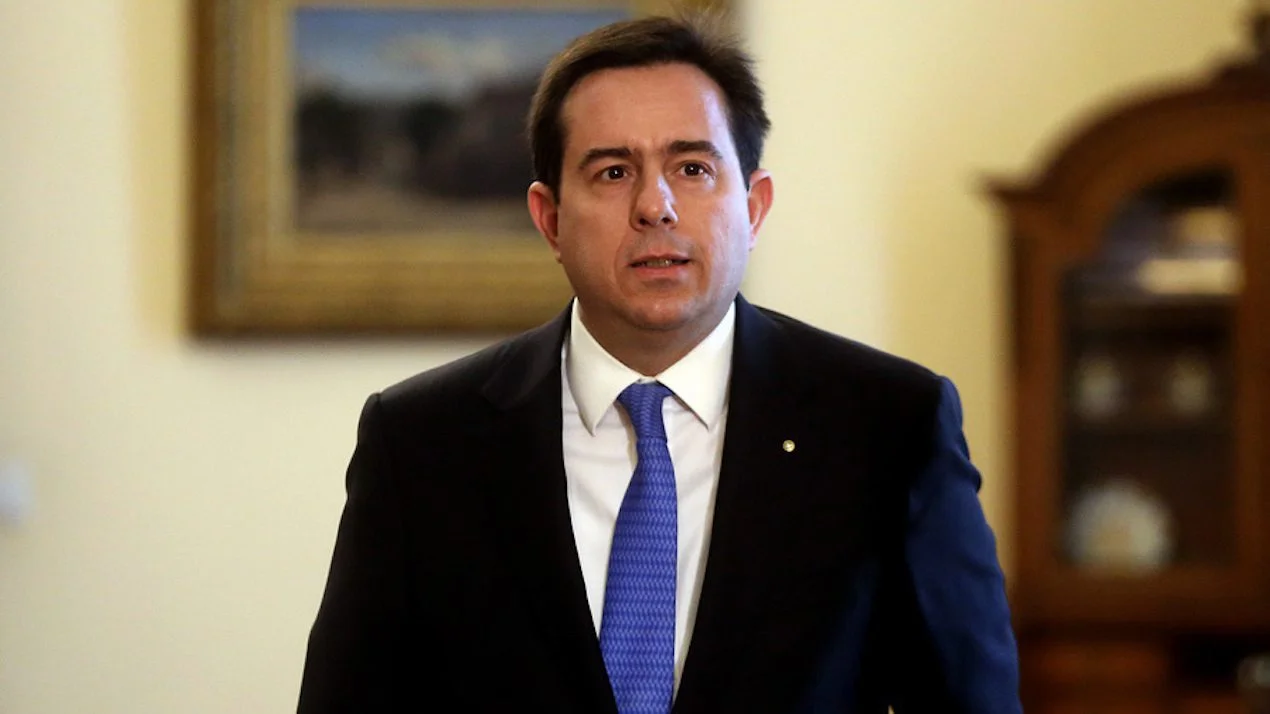 «Κοπτοραπτική» στα πολύπαθα πανεπιστήμια με τα λεφτά του ελληνικού λαού - Στους Ειδικούς Φρουρούς ενσωματώνονται οι αστυνομικοί των ΑΕΙ.