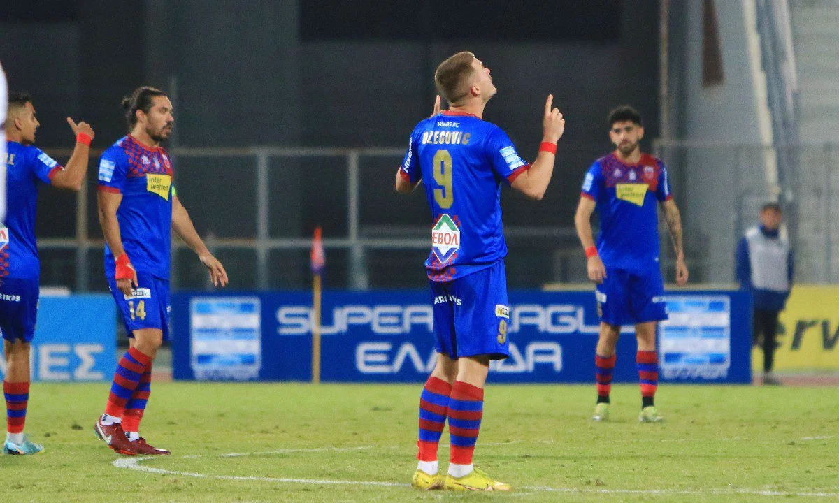 Super League νέα (14/7): Σόνι για Λαμία, ο μπακ που μιλάει ο ΠΑΣ. Ξεφορτώνεται Γιοχού ο ΟΦΗ. Σπρώχνει χρήμα ο Βόλος.