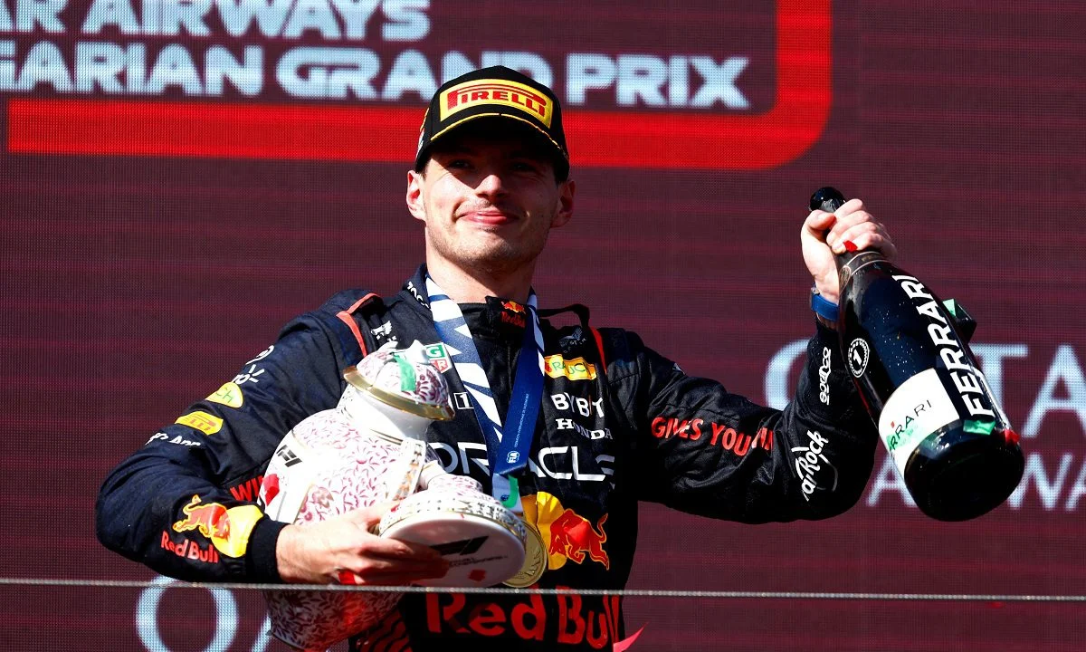 F1: Κάνει πλάκα ο Φερστάπεν! Πρώτος και στην Ουγγαρία και 7η σερί νίκη!