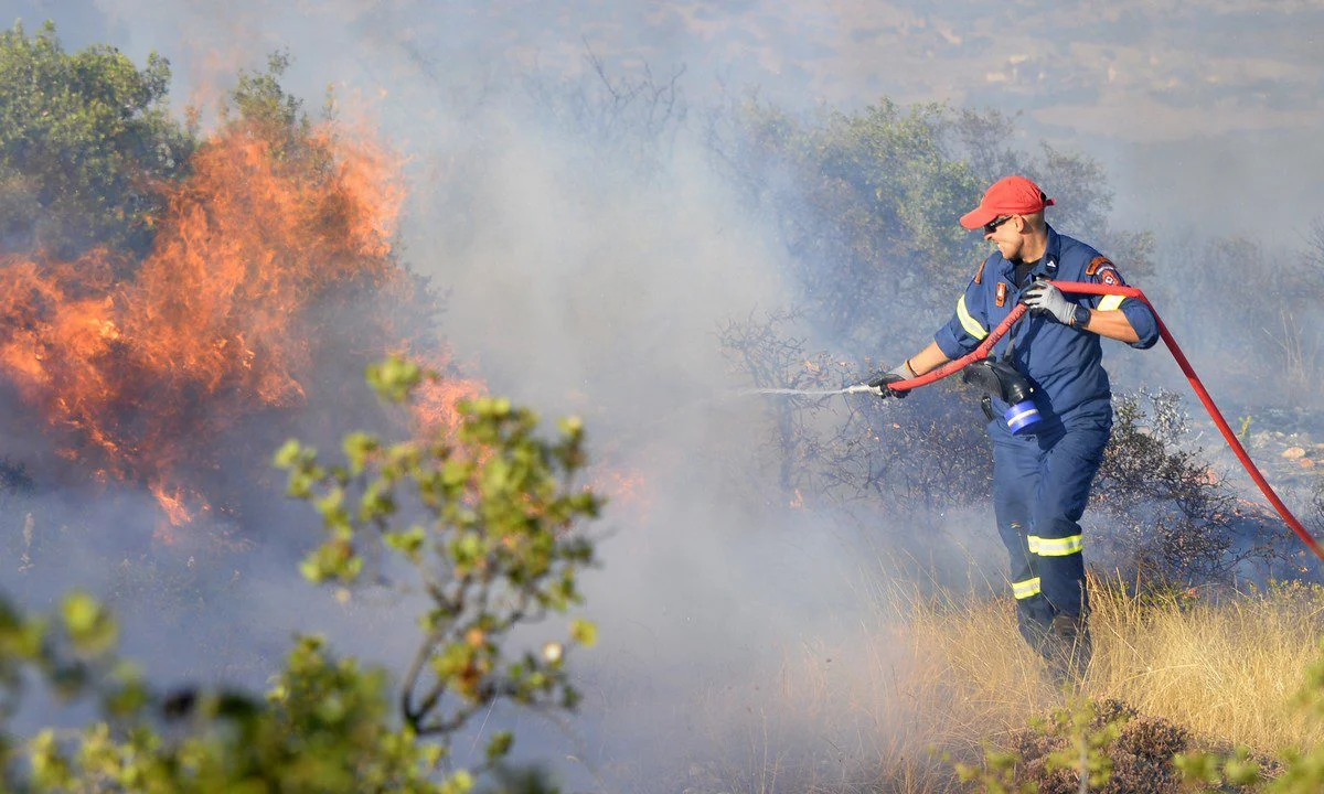 Φωτιά: Συναγερμός σε 4 Περιφέρειες - Που υπάρχει υψηλός κίνδυνος πυρκαγιάς τη Δευτέρα