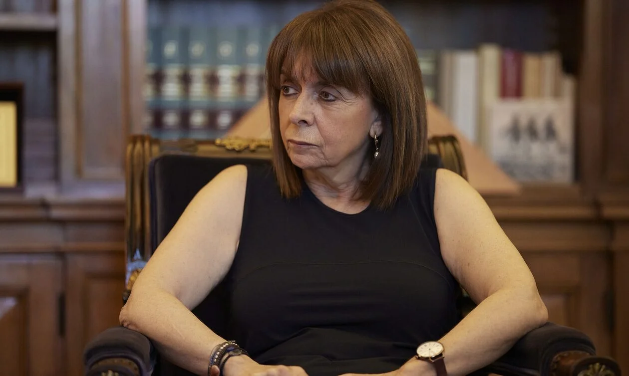 Ούτε «κιχ» δεν έχει προφέρει για τις «Πρέσπες» του Αιγαίου η Κατερίνα Σακελλαροπούλου, άλλα ευαισθητοποιεί ηγέτες κρατών για την «κλιματική αλλαγή»!