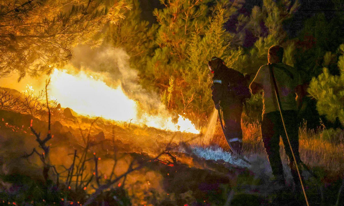 Φωτιά: Υψηλός κίνδυνος πυρκαγιάς λόγω ισχυρών ανέμων από σήμερα - Ποιες περιοχές βρίσκονται σε συναγερμό