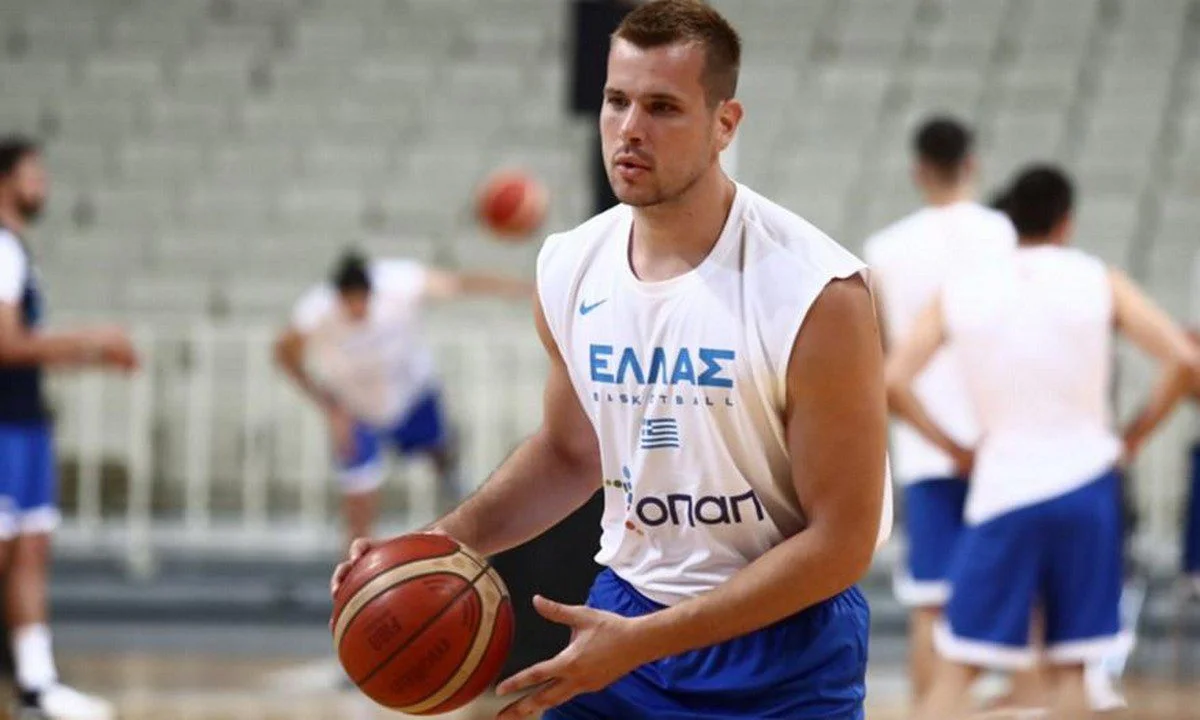 Χοντρό επεισόδιο ο Ιτούδης με τον Αγραβάνη