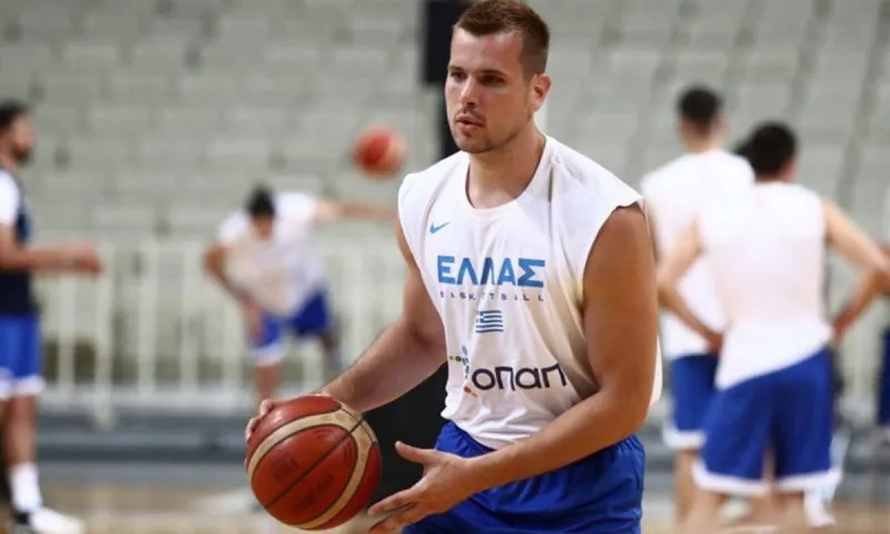 Χοντρό επεισόδιο ο Ιτούδης με τον Αγραβάνη