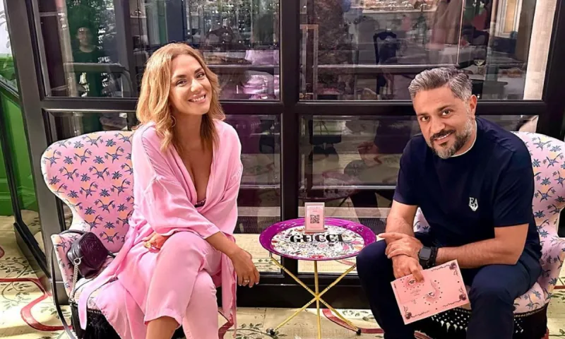 Βάσω Λασκαράκη: Διακοπές στα πιο απίθανα μέρη με τον Λευτέρη Σουλτάτο