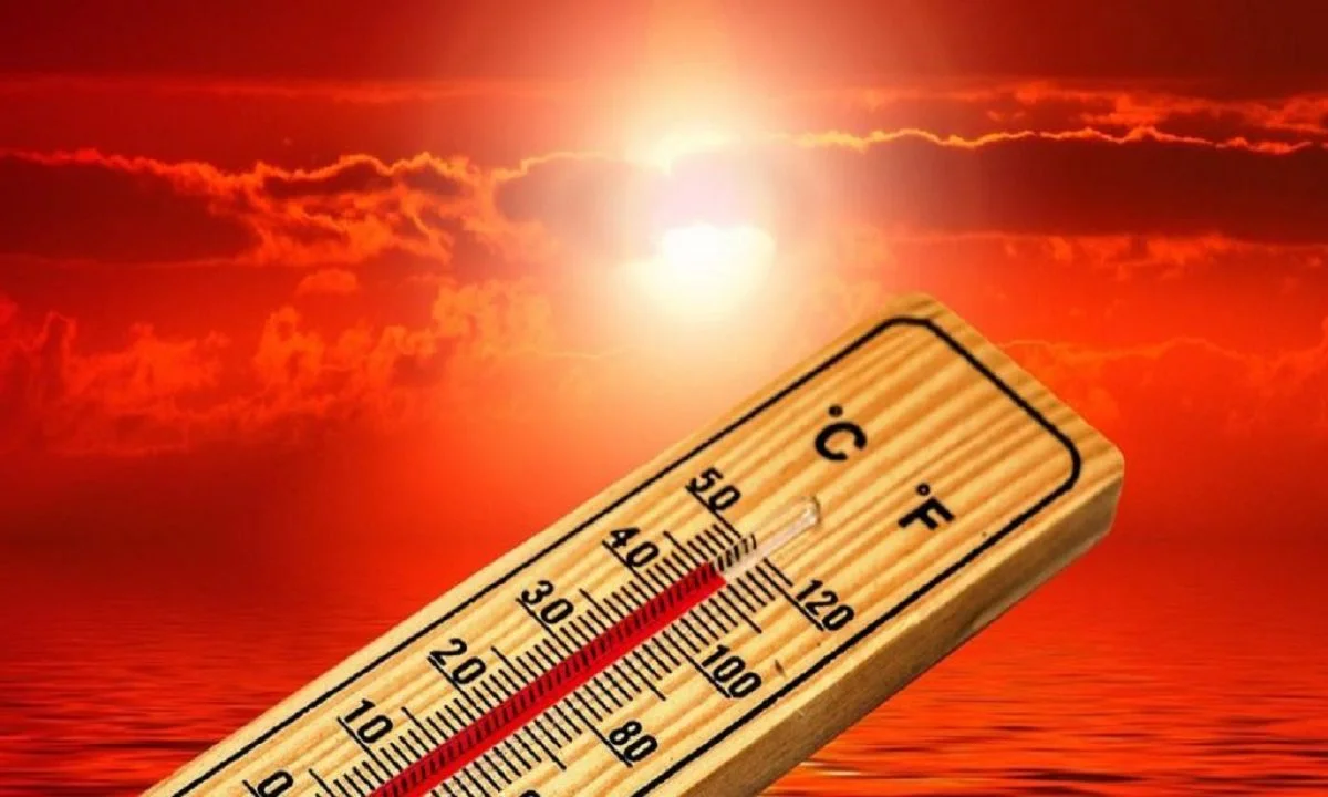 Τι έγινε με τον καύσωνα άνω των 48 βαθμών Kελσιου που περιμενε το Bloomberg στην Ελλάδα μετά τις 15 Αυγούστου;