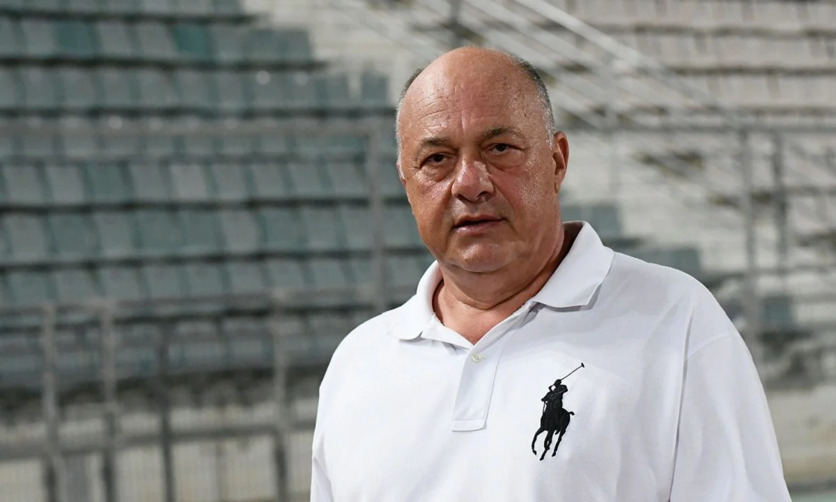 «Αφοπλιστικός» Μπέος στο Πανθεσσαλικό. Το ρητορικό ερώτημα στις διαμαρτυρίες των ανθρώπων της ΑΕΚ για την κόκκινη στον Μάνταλο!