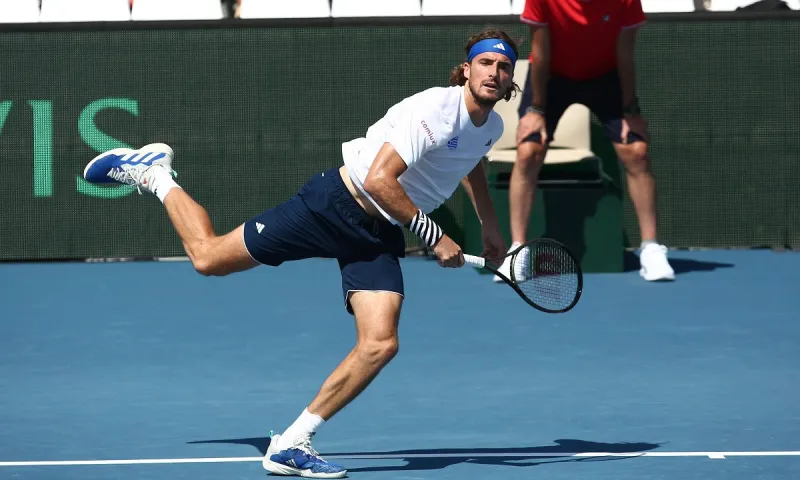 Davis Cup: Με Στέφανο Τσιτσιπά για την πρόκριση στα πλέι οφ το ελληνικό τένις