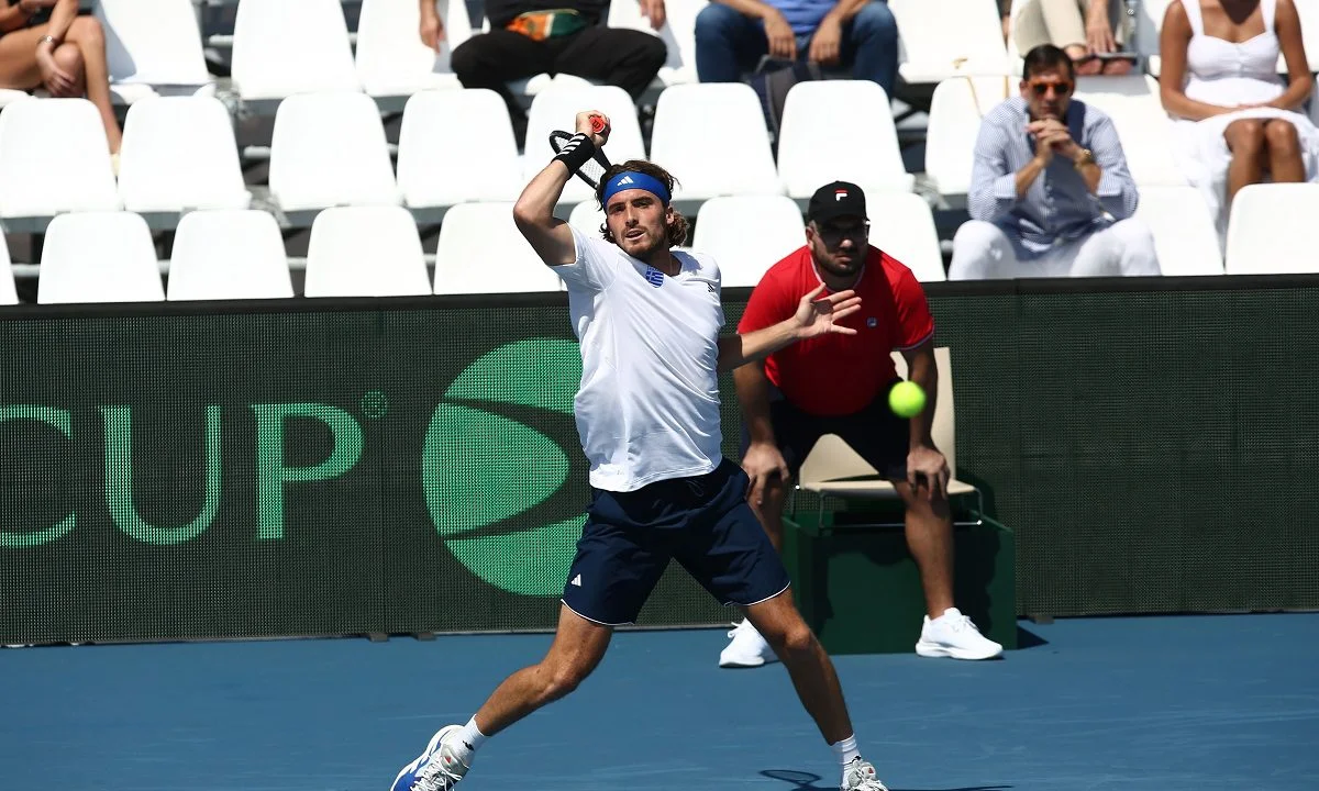 Davis Cup: Ήττα για την Ελλάδα από τη Σλοβακία – Πάλεψαν Πέτρος και Στέφανος Τσιτσιπάς!