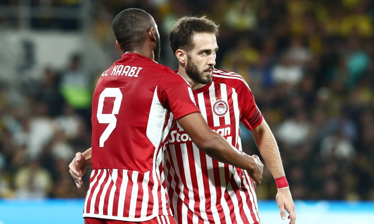 Μπόλικος ντόρος για την αλλαγή που έκανε ο Ντιέγκο Μαρτίνεθ. Όταν αποφάσισε δηλαδή πως ο Φορτούνης πρέπει να βγει από το γήπεδο…