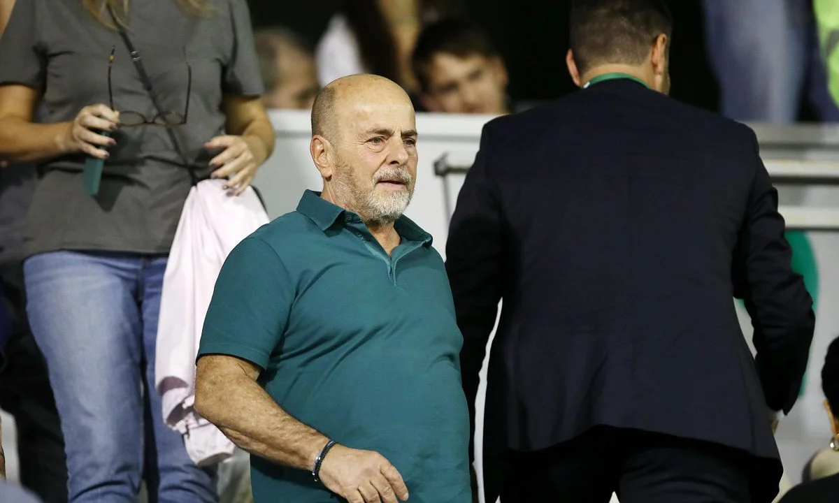 Παναθηναϊκός: Κάποιοι αποδοκίμασαν τον Γιάννη Αλαφούζο στη Λεωφόρο (vid)