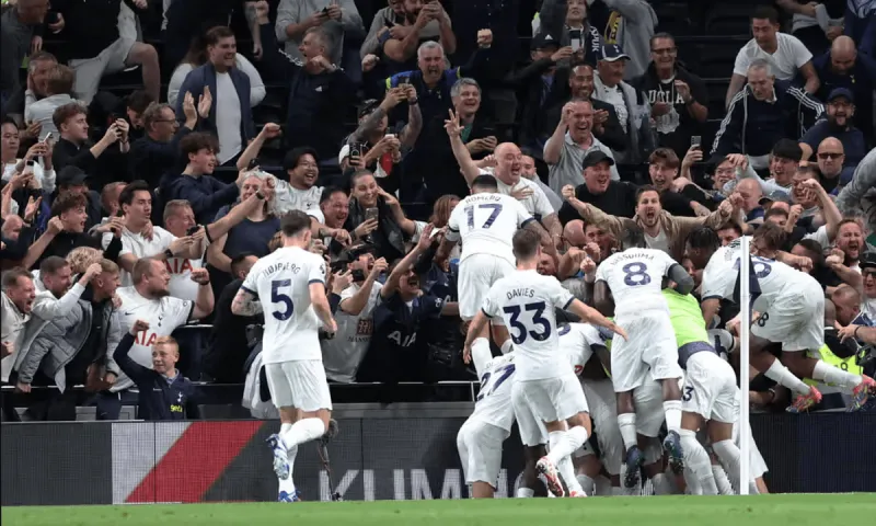 Premier League: Λύγισε στο τέλος τη Λίβερπουλ η Τότεναμ με διαιτητικό ρεσιτάλ - Τεσσάρα η Άρσεναλ και ήττες για Σίτι και Γιουνάιτεντ