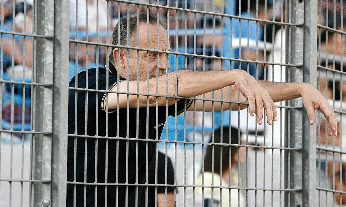 Λαμία: Τρελάθηκε το αφεντικό - Σπρώχνει χρήμα!