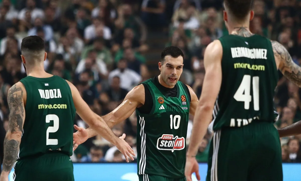 Δείτε την αντίδραση που είχε ο Κώστας Σλούκας στο άστοχο τρίποντο του Λούκα Βιλντόζα στο ντέρμπι του Παναθηναϊκού με τον Ολυμπιακό