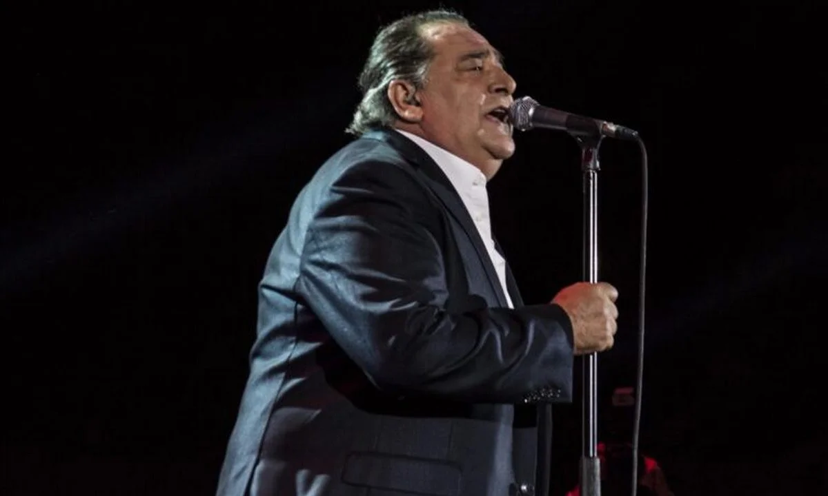 Βασίλης Καρράς: Ώρα να αναθεωρήσουμε!