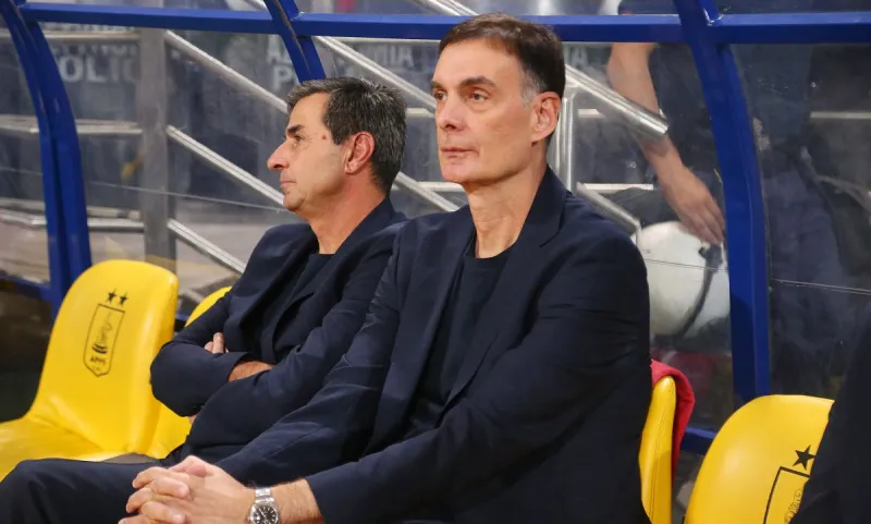 Κλήθηκε σε απολογία ο Ολυμπιακός επειδή πήγε κόντρα στο dress code! Τι αποφάσισε ο Αθλητικός Δικαστής