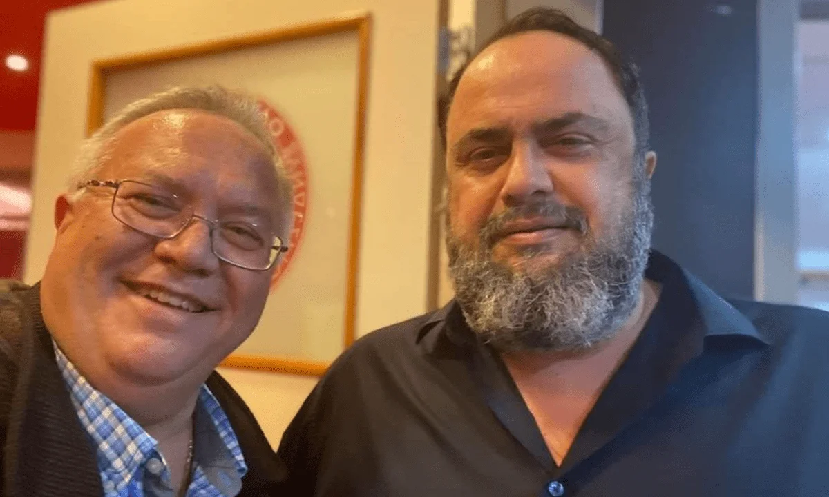 Παναθηναϊκός: Αυτός είναι ο γιατρός του αγώνα - Αγκαλιά με τον Βαγγέλη Μαρινάκη
