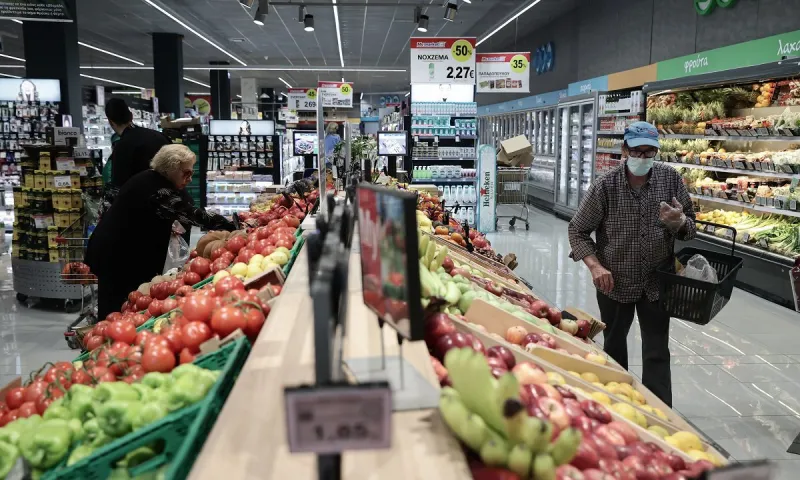 Ακρίβεια: Αυξήσεις σοκ σε κρέας και λαχανικά - Αγανακτισμένοι οι πολίτες