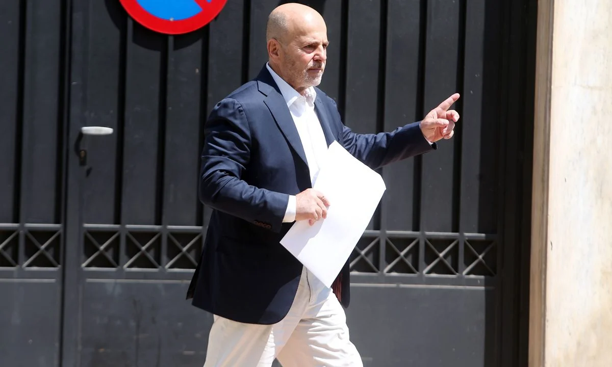 Αλαφούζος: Δεν κάνει πίσω - Θέλει μηδενισμό του Ολυμπιακού