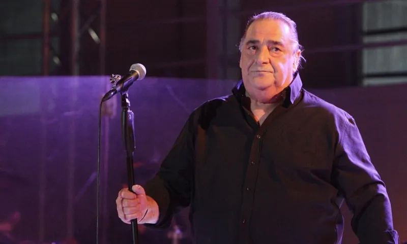 Βασίλης Καρράς: Γι αυτό «πλακώθηκε» με τον Πασχάλη Τερζή!