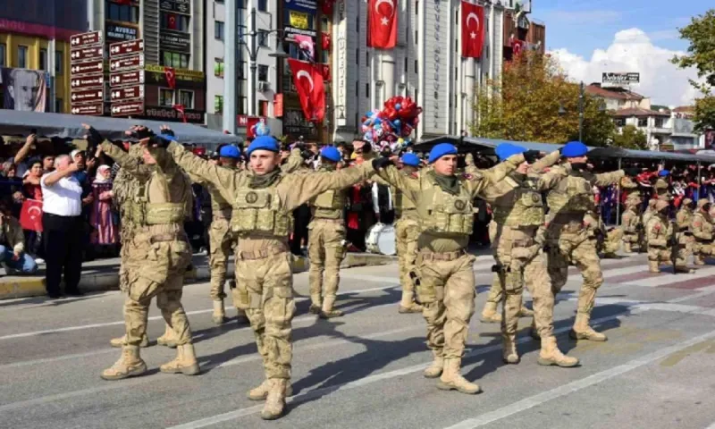 Τουρκία: Νέα απίστευτη πρόκληση - Η μονάδα καταδρομών χόρεψε «ζεϊμπέκικο από το Αιγαίο»!
