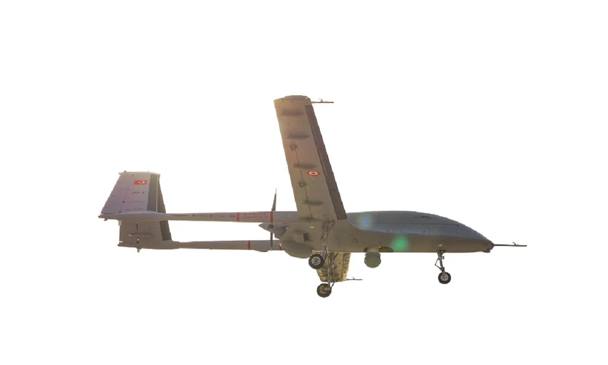 Βayraktar: Τρέχουν να προλάβουν το ελληνικό drone «Αρχύτας» οι Τούρκοι; Κάνουν συνέχεια δοκιμές για να δείξουν πως δεν είναι πίσω.